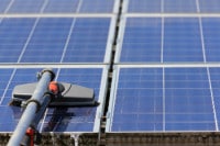 Bien choisir une société de nettoyage des panneaux photovoltaïques