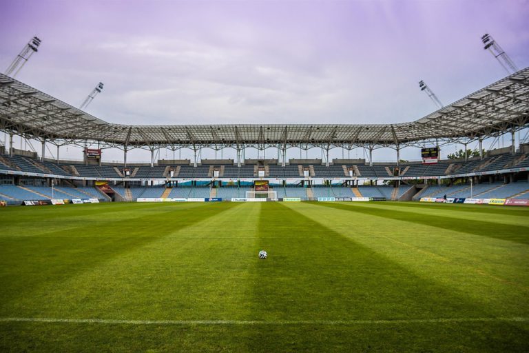 Si le ballon rond suscite votre intérêt, les fonctions de l’application ClicnScores devraient vous plaire.